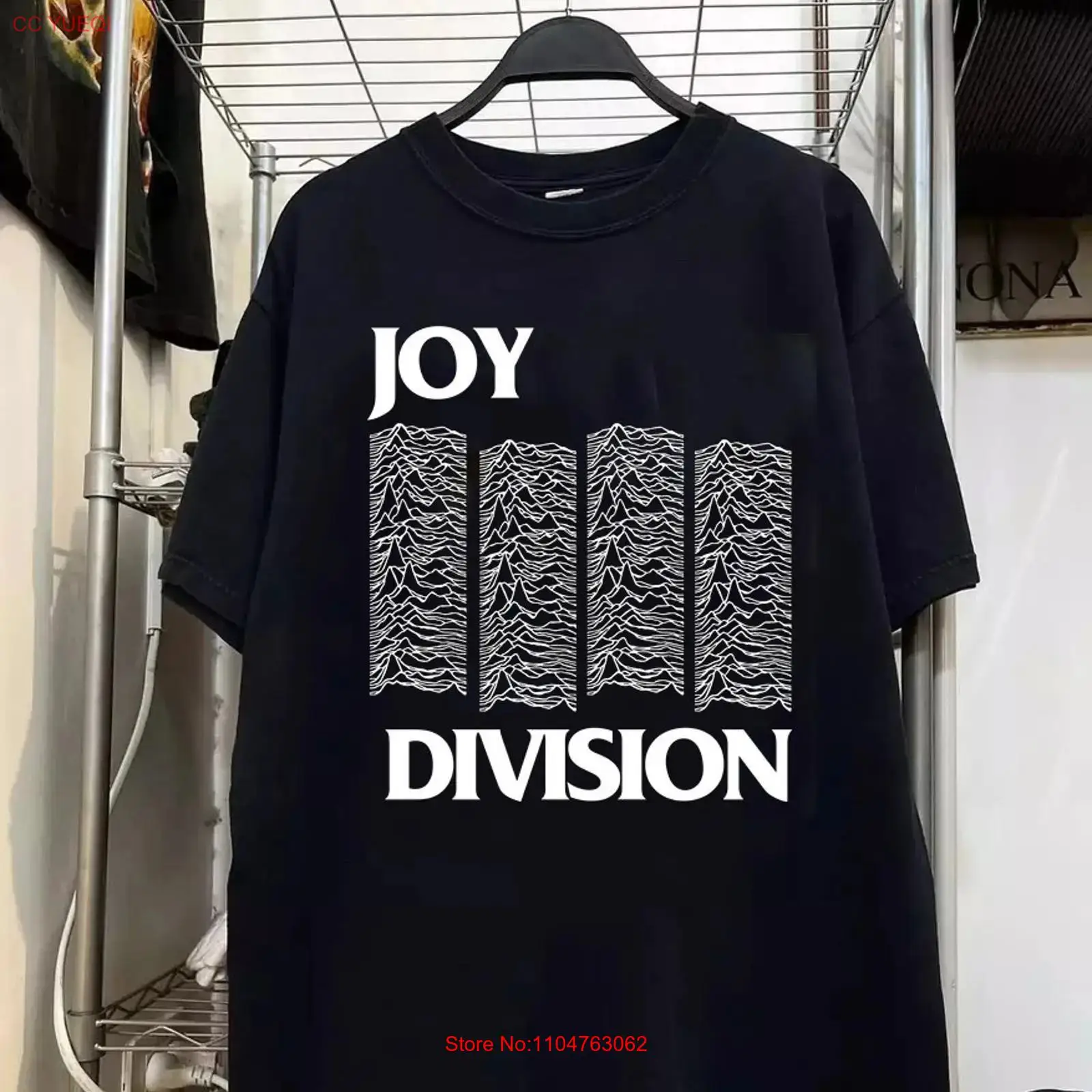 Vintage Fashion News - NEW Joy Division Poster For Fan
