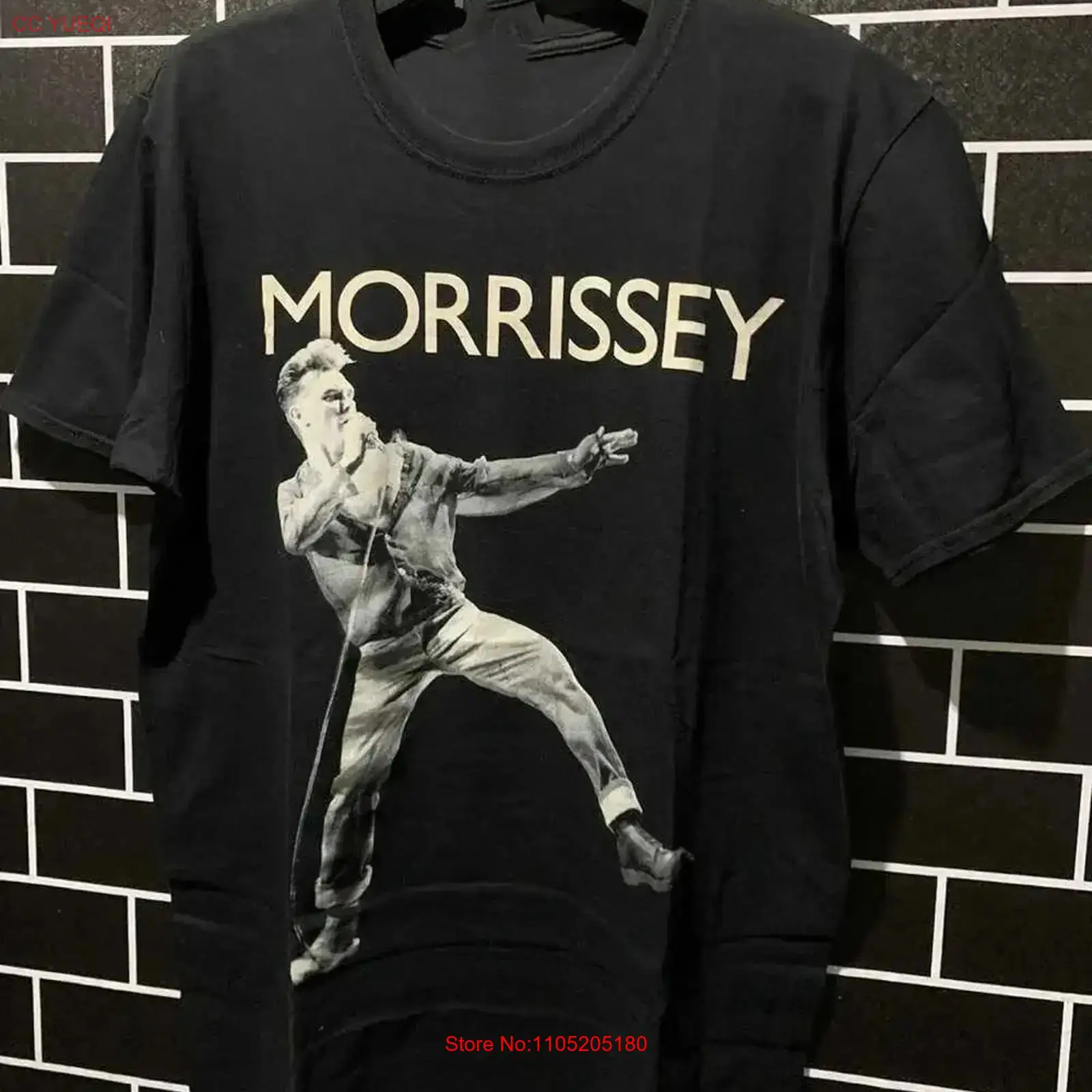 Vintage Fashion News - New Morrissey singer For Fans S