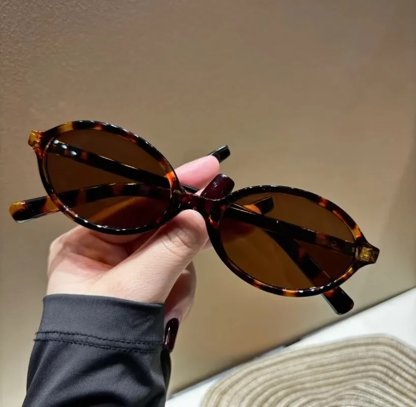 New Oval Shape Sunglasses Clas - огляд і ціна Vintage Fashion Glasses