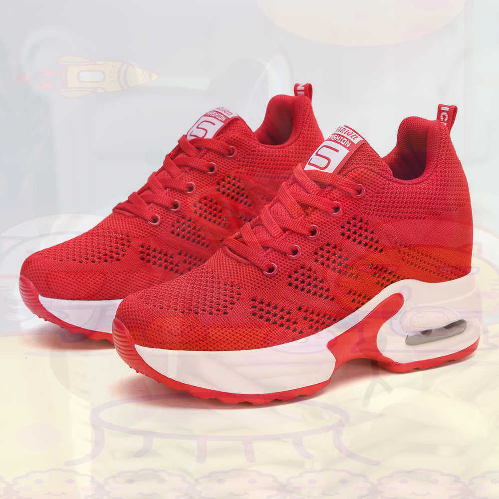 Red Size 36 Shoes Woman Tennis - огляд і ціна Vintage Fashion Store