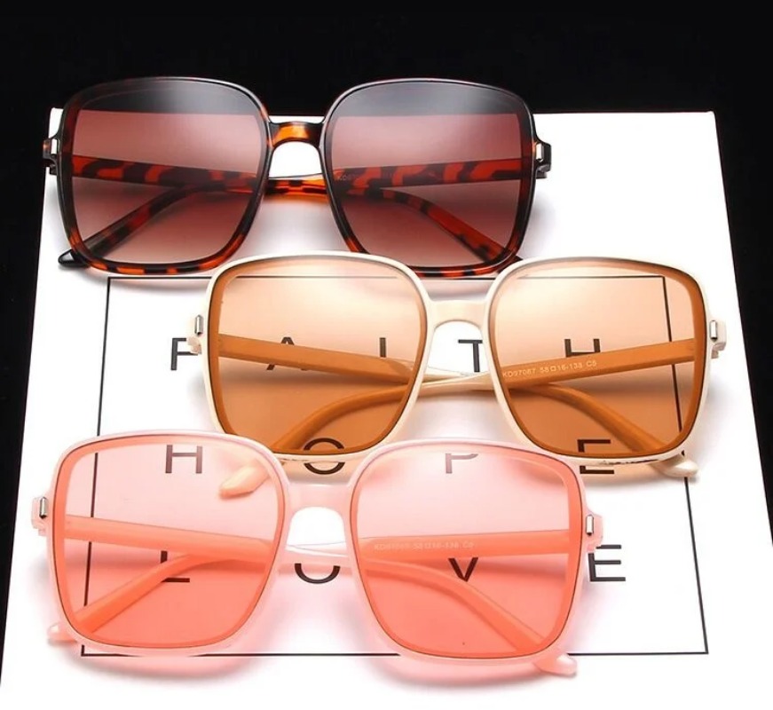 Vintage Oversized Square Sungl - огляд і ціна Vintage Fashion Glasses