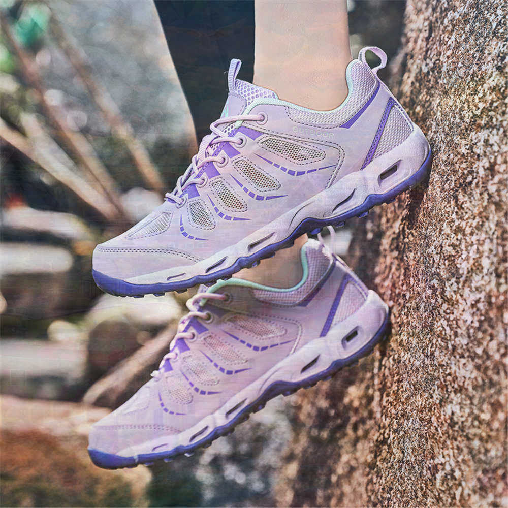 Sumer Round Tip Silver Sneaker - огляд і ціна Vintage Fashion Store