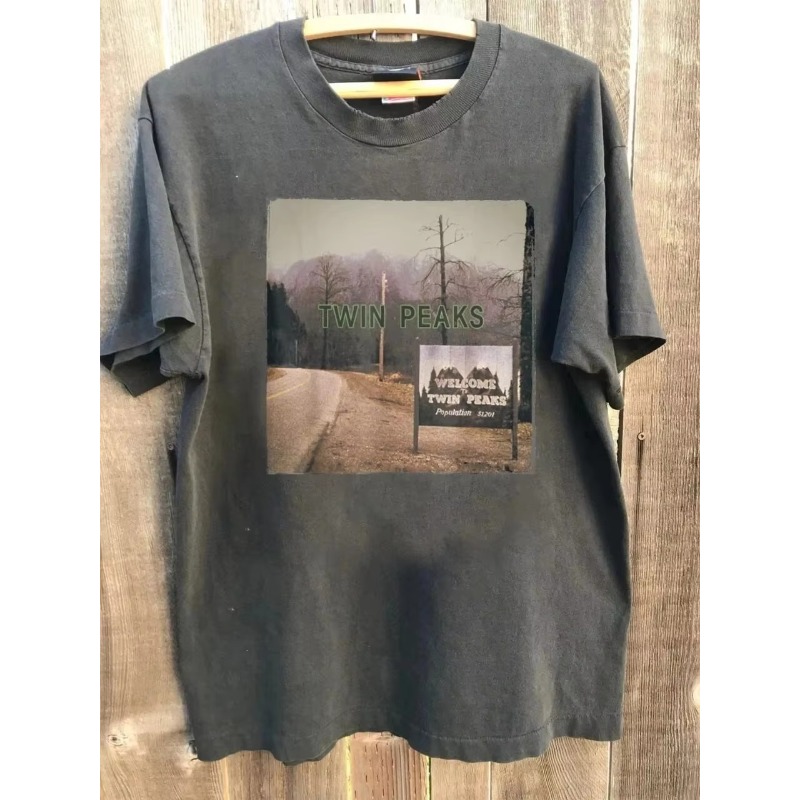 Welcome To Shuangfeng Town Cla - огляд і ціна Vintage Fashion Newtown